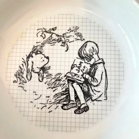 NEW! Disney Classic Winnie The Pooh Sketchbook Bowl, Dish - Picture 2 of 11